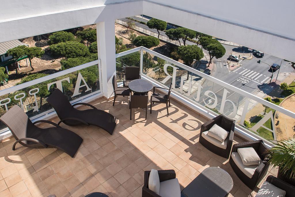 Apartamentos Costa Luz 푼타움브리아 외부 사진