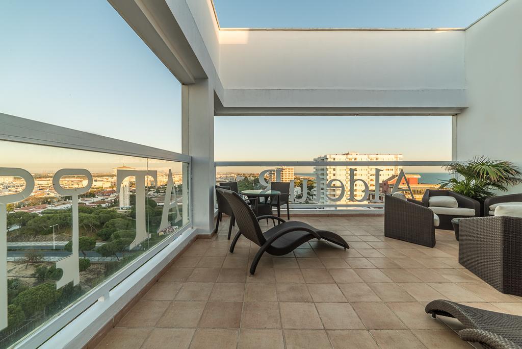 Apartamentos Costa Luz 푼타움브리아 외부 사진
