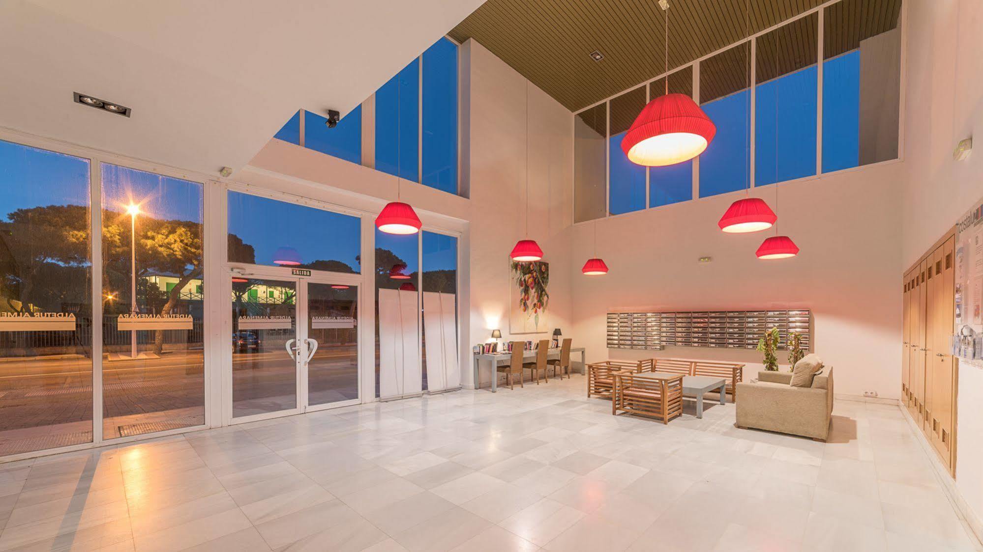 Apartamentos Costa Luz 푼타움브리아 외부 사진