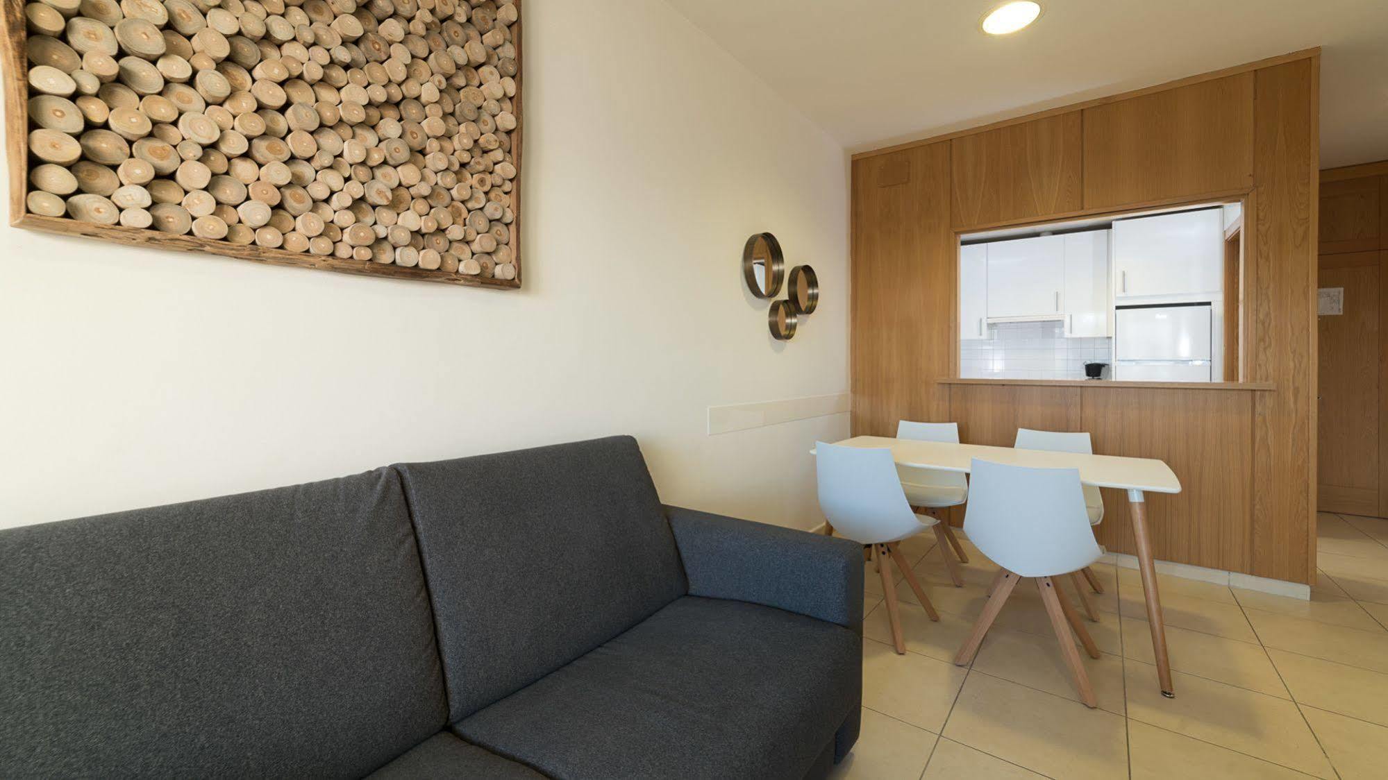 Apartamentos Costa Luz 푼타움브리아 외부 사진